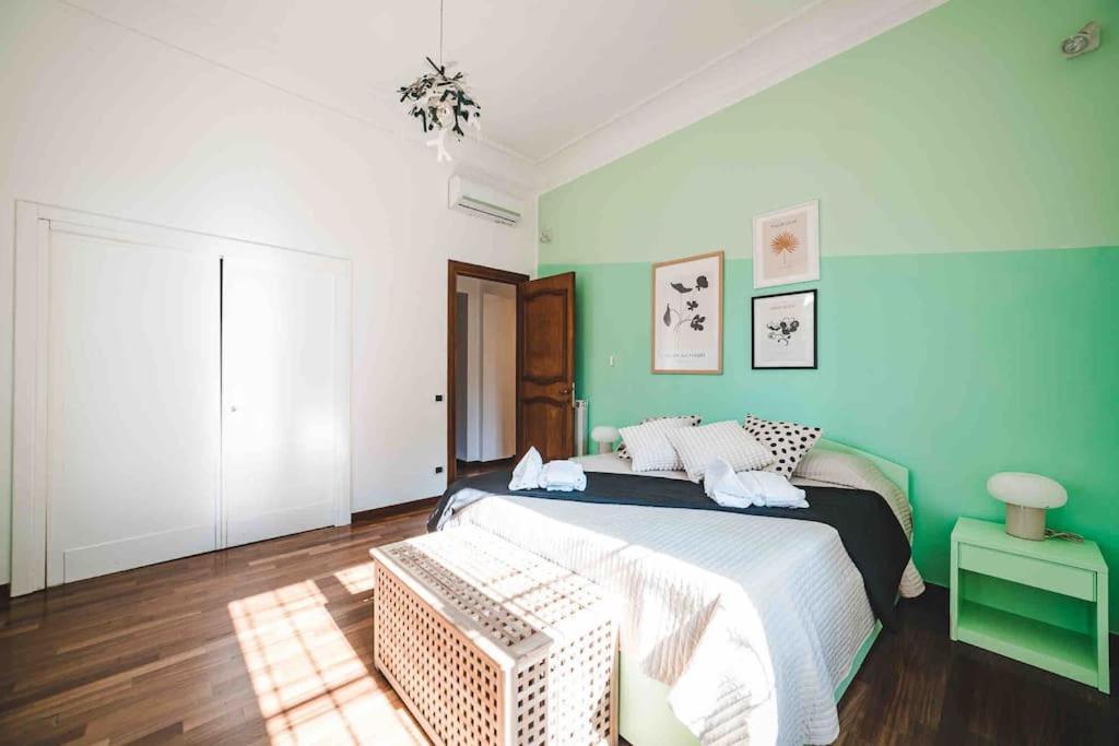Domus Trastevere 900 ローマ エクステリア 写真